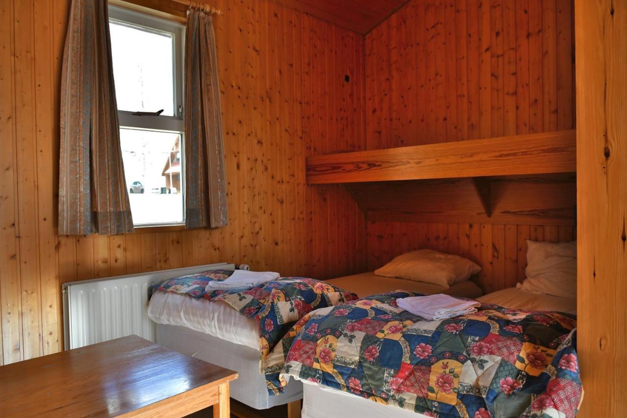 Kaffi Holar And Apartment