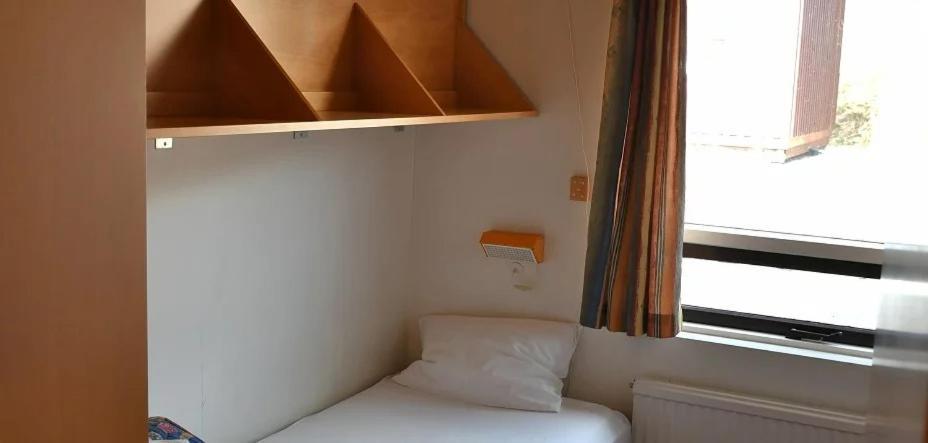 Kaffi Holar And Apartment